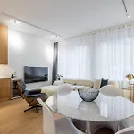 Apartment Scandinavian Design Townhouse With Private Sauna *
