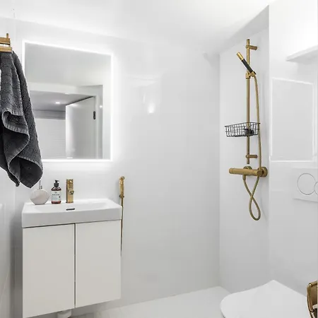 Scandinavian Design Townhouse With Private Sauna Lejlighed