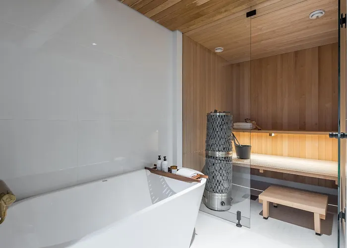 Scandinavian Design Townhouse With Private Sauna Apartment