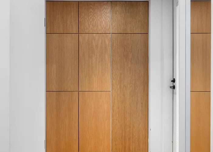 Scandinavian Design Townhouse With Private Sauna Apartment