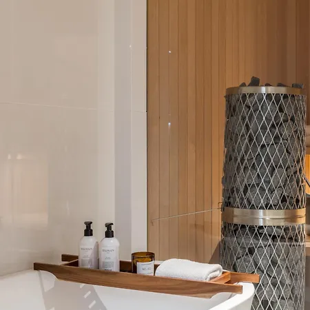 Scandinavian Design Townhouse With Private Sauna Helsinky