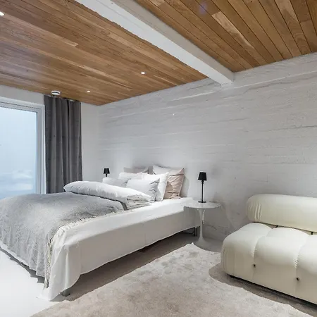 Апартаменты Scandinavian Design Townhouse With Private Sauna Хельсинки
