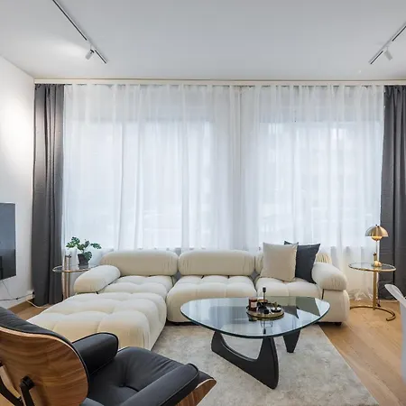 Апартаменты Scandinavian Design Townhouse With Private Sauna
