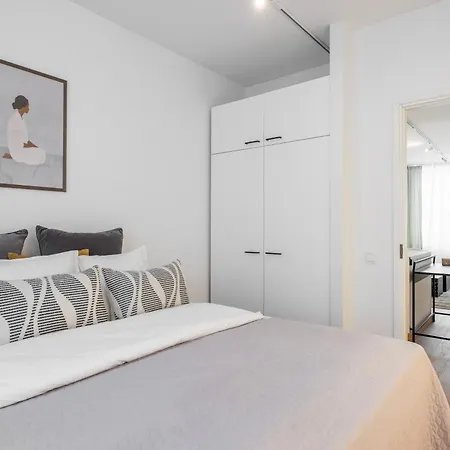 Scandinavian Design Townhouse With Private Sauna * Хельсинки